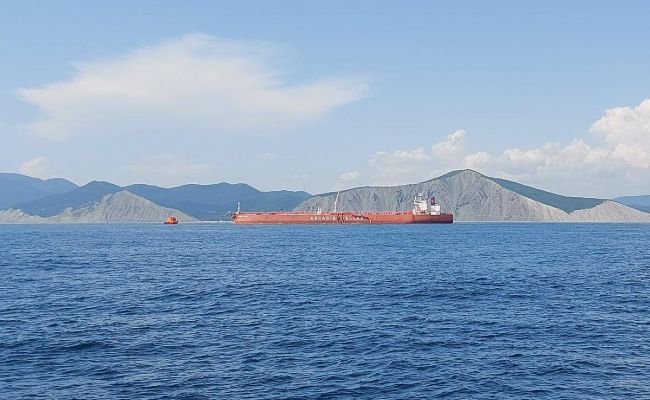 Многовекторность: Казахстан осудил удары по танкерам, но кто бил, уточнять не стал