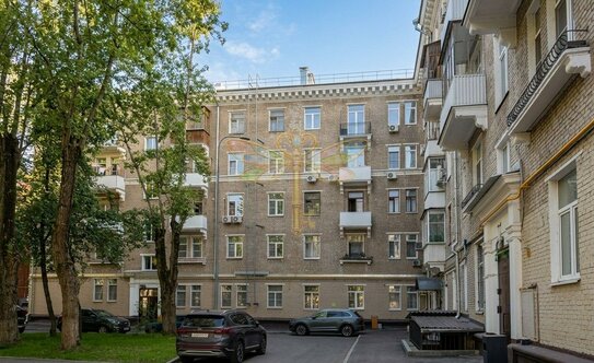 «Сталинка, я выбираю тебя!». Почему люди хотят жить в домах 30–50-х годов постройки