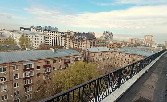 «Сталинка, я выбираю тебя!». Почему люди хотят жить в домах 30–50-х годов постройки