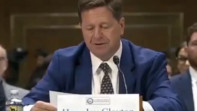 Джей Клейтон принес присягу в качестве директорв Нацразведки США