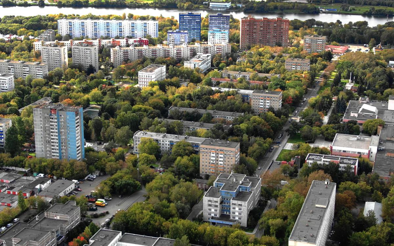 Названы районы Москвы с самым бюджетным вторичным жильем
