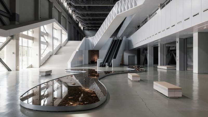 Open Architecture создала сценографию выставки Лины Бо Барди