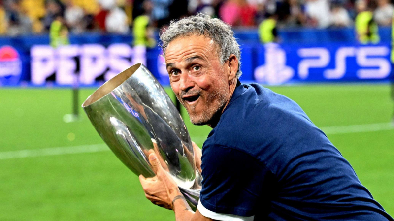 "ПСЖ" во второй раз выиграл Суперкубок УЕФА