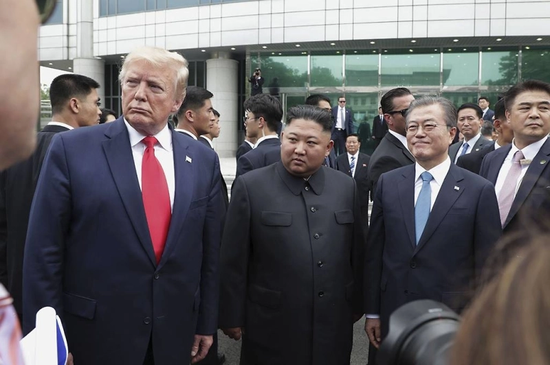 Трамп утверждает, что встретится с Ким Чен Ыном в 2026 году