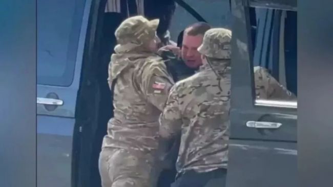 «Упал со второго этажа»: украинец погиб спустя два дня после мобилизации